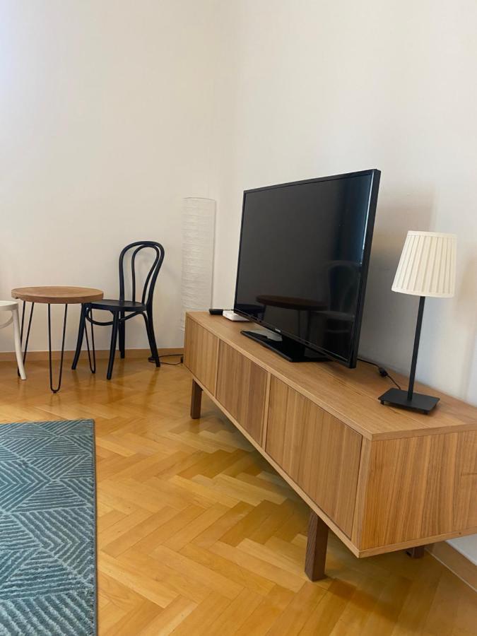 N70Appartments Wina Bagian luar foto