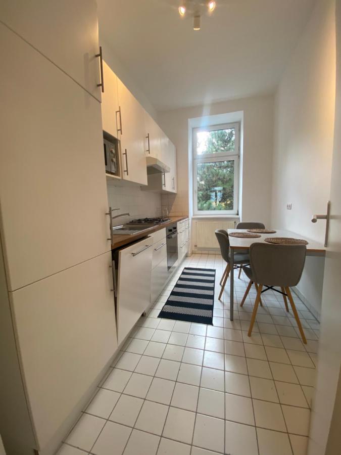 N70Appartments Wina Bagian luar foto