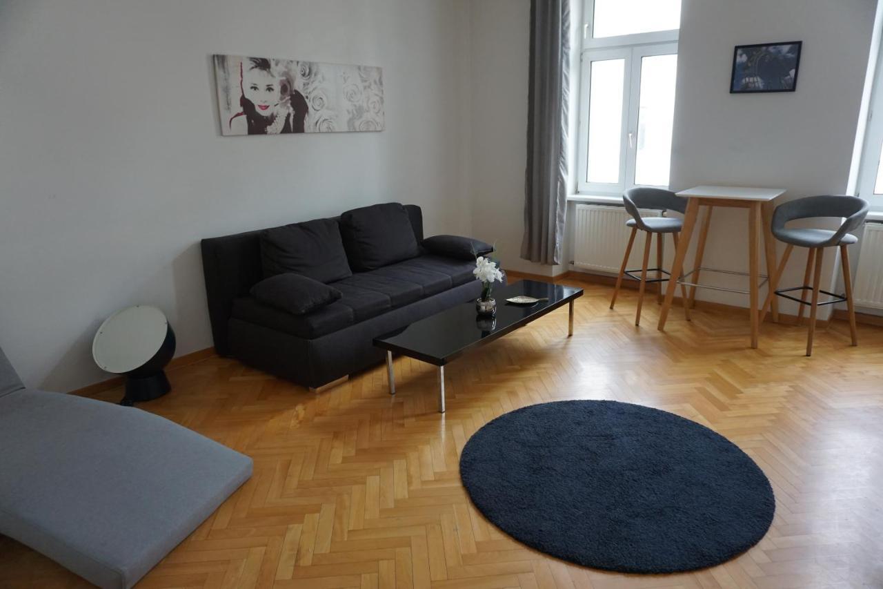 N70Appartments Wina Bagian luar foto
